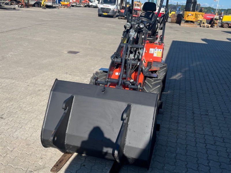 Kubota RT100-2 med skovl og gafler kun kørt 113T