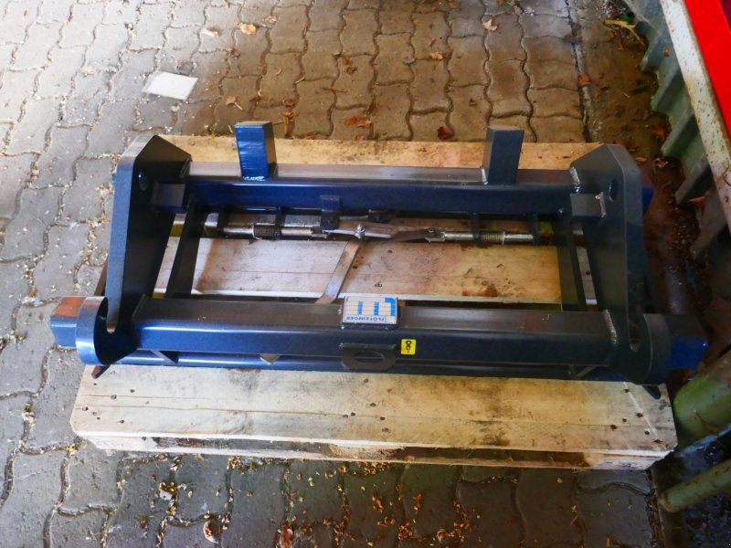 Flötzinger ADR-E Adapter Kramer auf EURO-Aufnahme