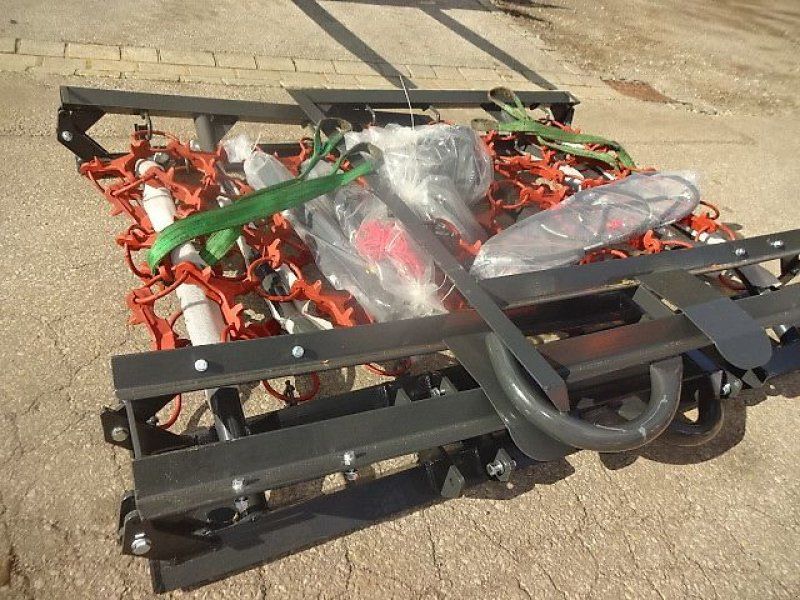 H-L-M Wiesenegge 5 Meter-  4 Reihige- Hydraulisch- mit 2 Zylinder- K