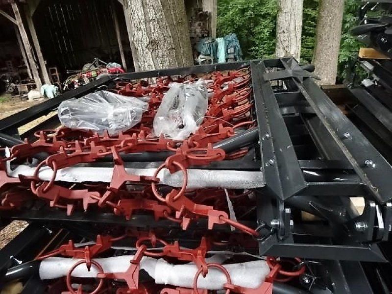 H-L-M Wiesenegge 6 Meter- 4 Reihig- Kastenbock- Klappung mit 2 Zylinde