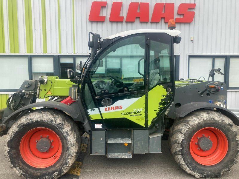 Claas SCORPION 732 VARIPOWER STAGE V