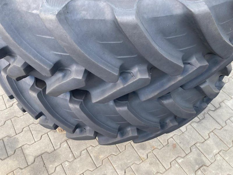 Alliance 380/85R34