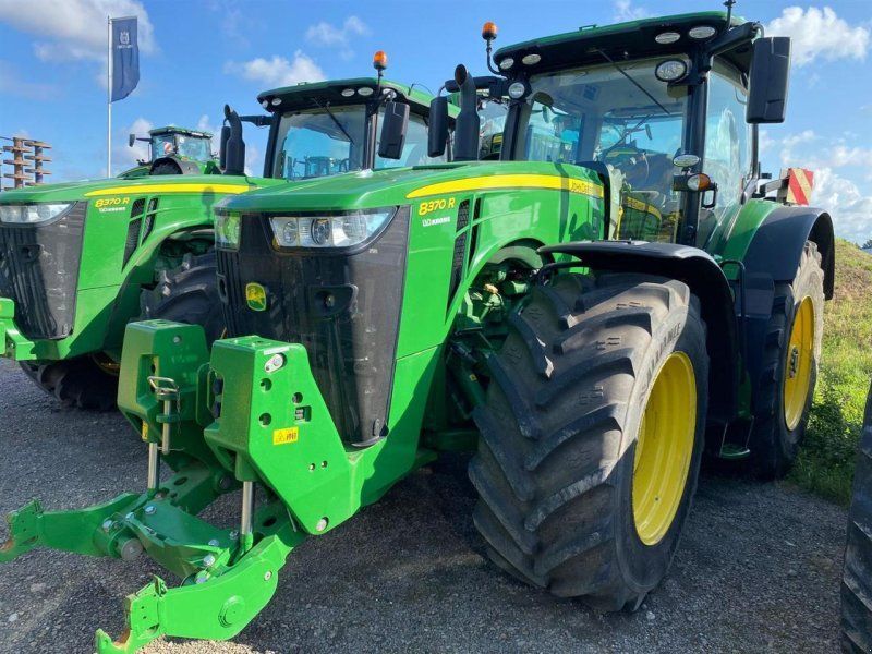 John Deere 8370R