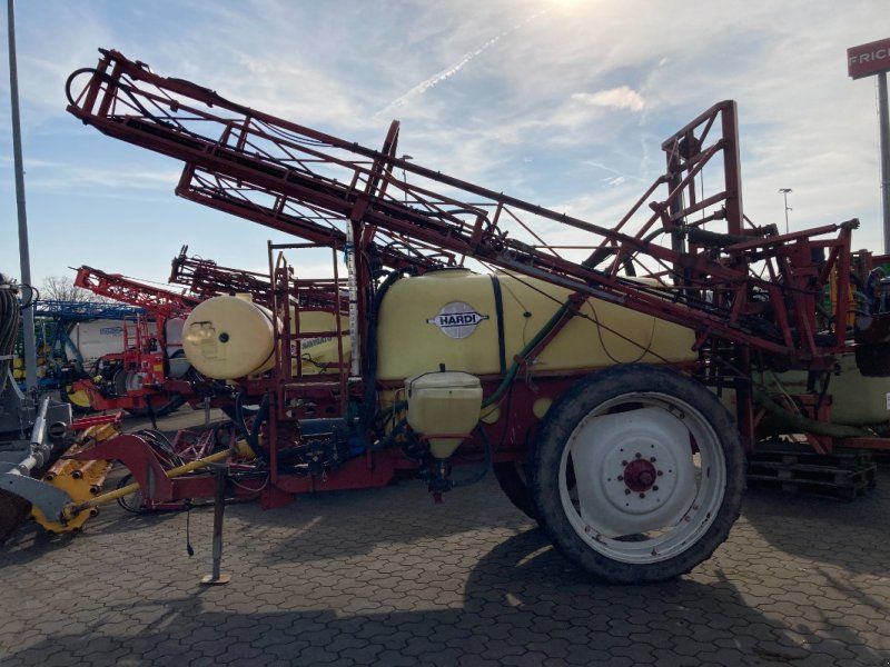 Hardi TZY 2400