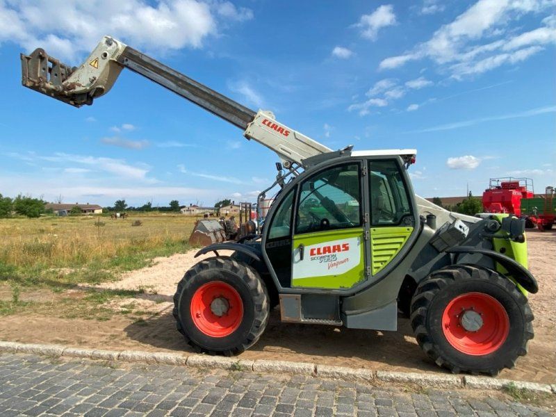 Claas Scorpion 7030 VP