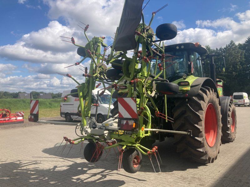 Claas Volto 900