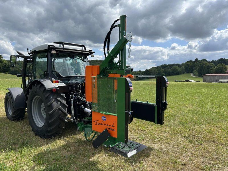 Posch Ferdinand 22t Kombiantrieb, Funkseilwinde
