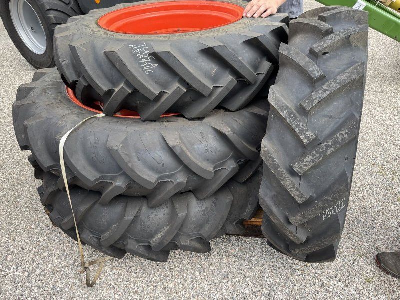 Stomil 12.4-32  11.2-24