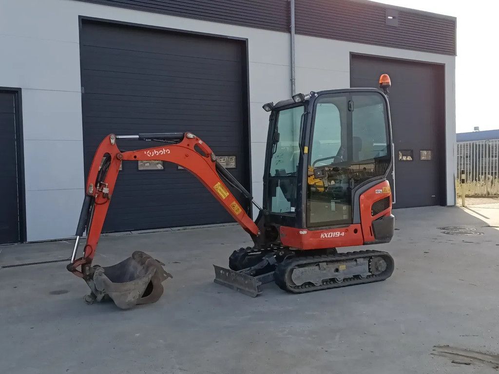 Kubota KX019-4