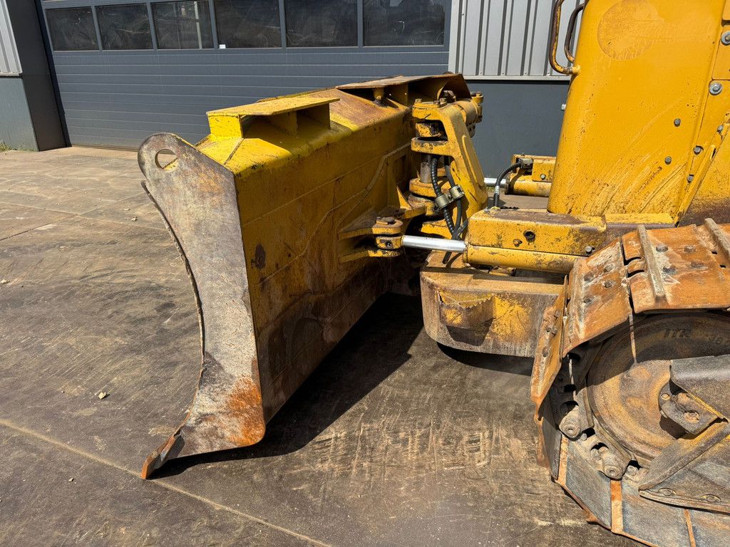 Caterpillar D6N XL