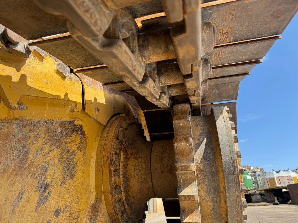 Caterpillar D6N XL