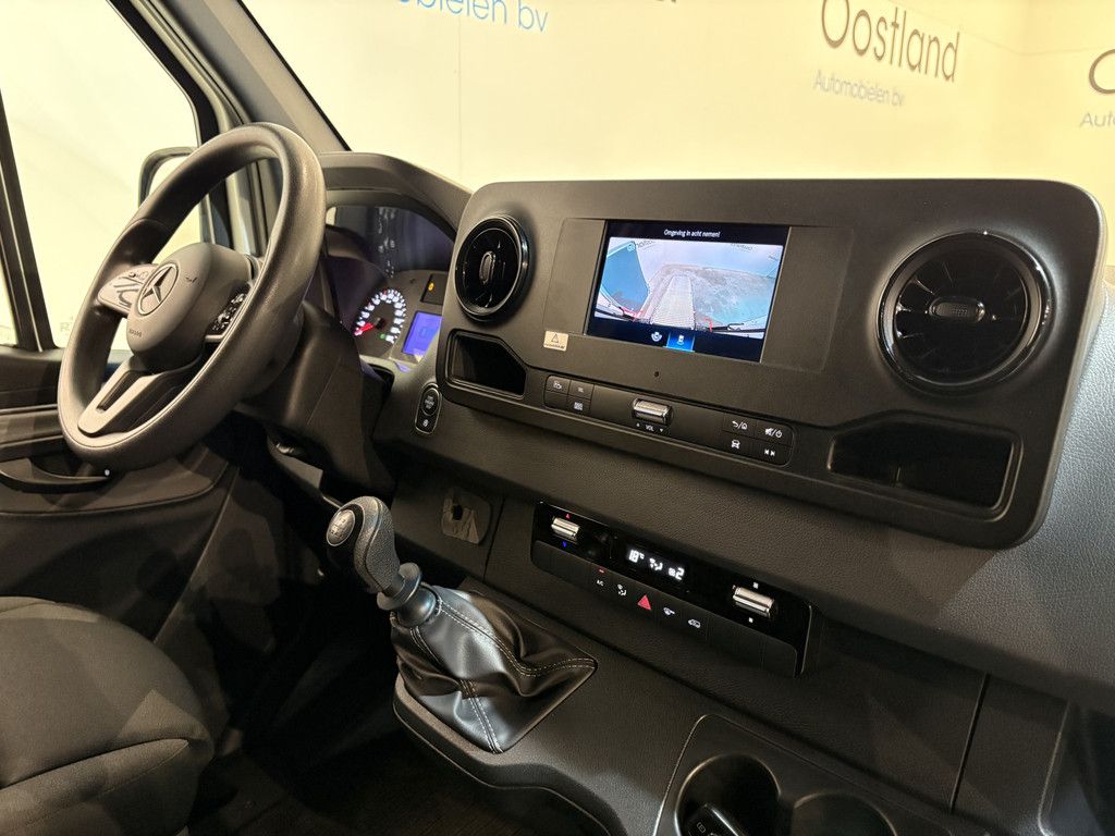 Mercedes-Benz Sprinter 311 CDI L2H2 / Euro 6 / Servicebus / Bott inrichting / 220V / Airco / Oprijplaat / Compressor / CarPlay / Camera / 85.395 KM !!