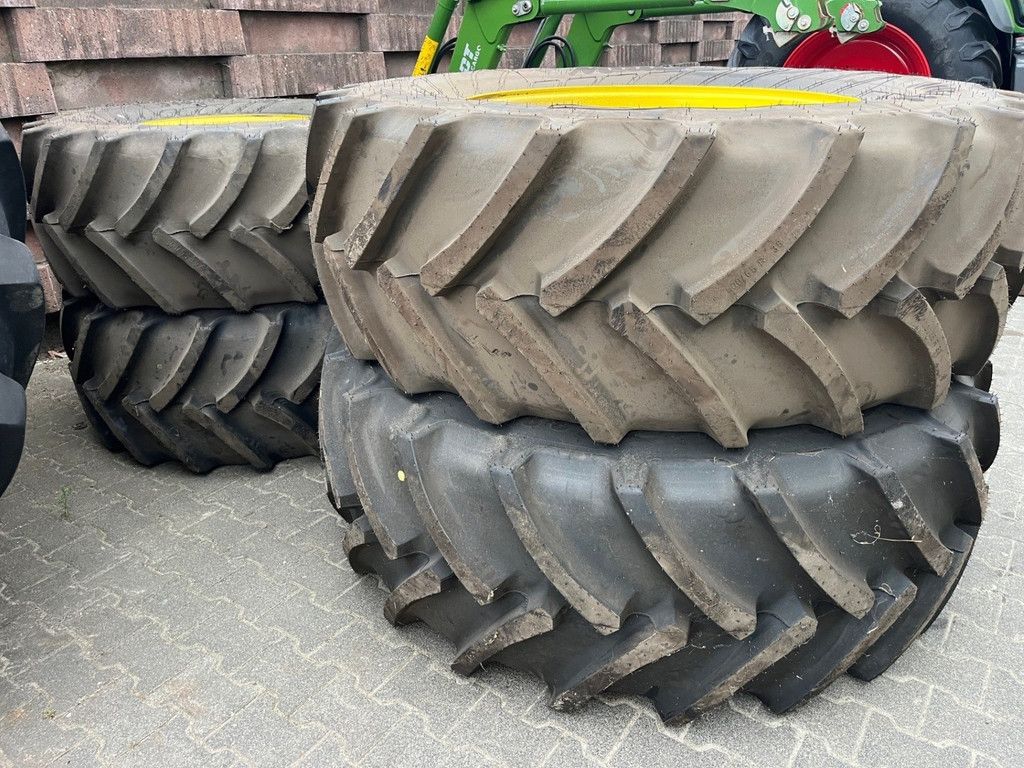 John Deere mittas compleet set wielen WG4008