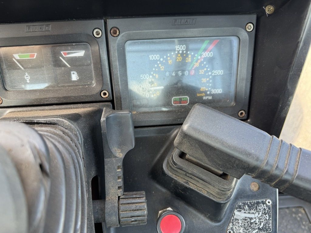 New Holland 180-90 DT