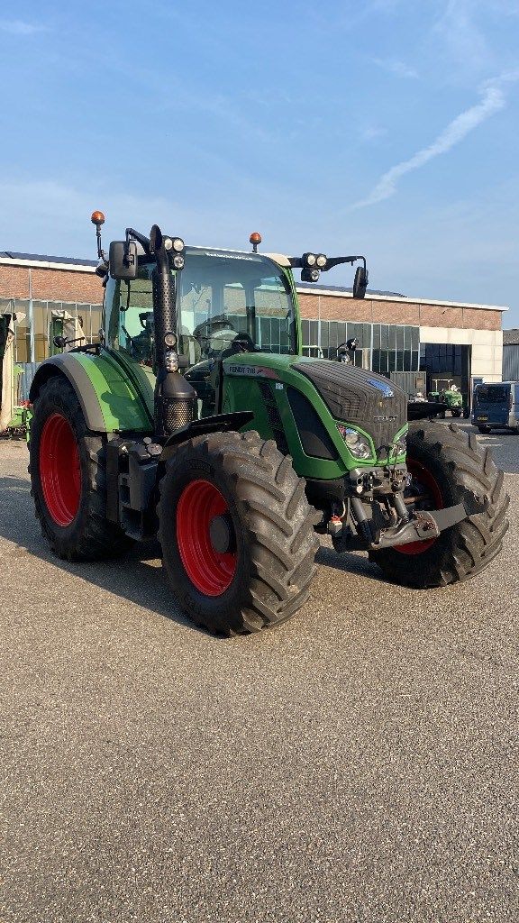 Fendt 718 Vario SCR Profi