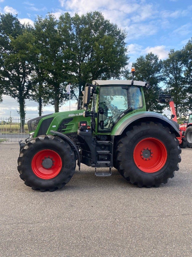 Fendt 826 Vario Profi
