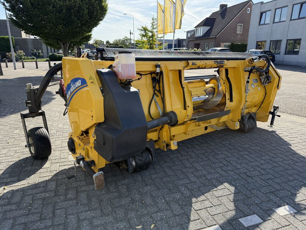 New Holland 380FP Gras Pickup