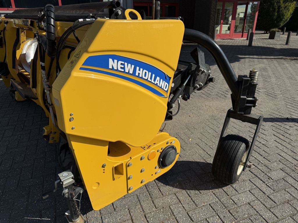 New Holland 380FP Gras Pickup