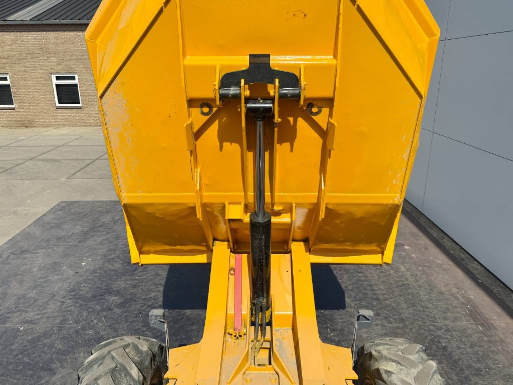 Thwaites 6T - Tilt + Rotate / Only 1062 Hours!