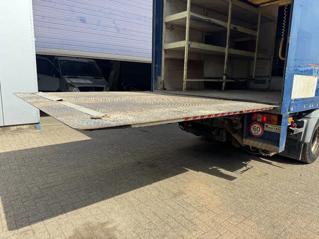 Mercedes-Benz Atego 1323