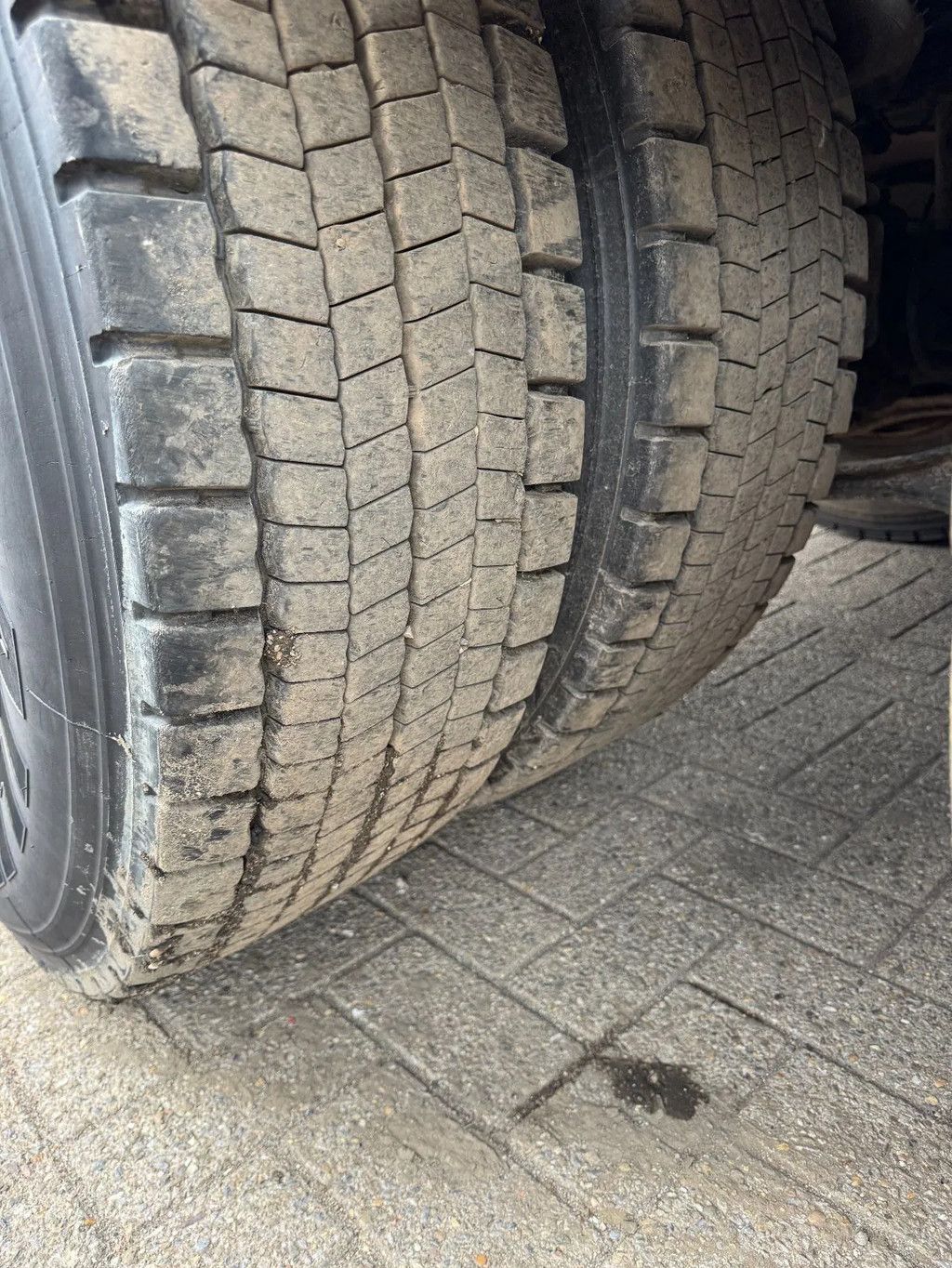 Volvo FM 440 **8X4-CABLE SYSTEM+CONTAINER-EURO 3-I SHIFT**