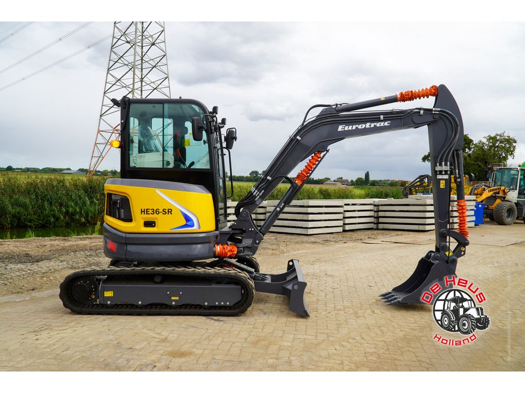 Eurotrac HE36SR