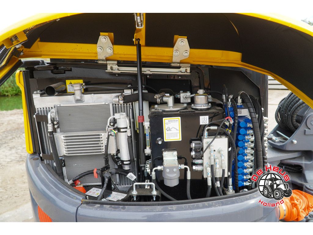 Eurotrac HE36SR