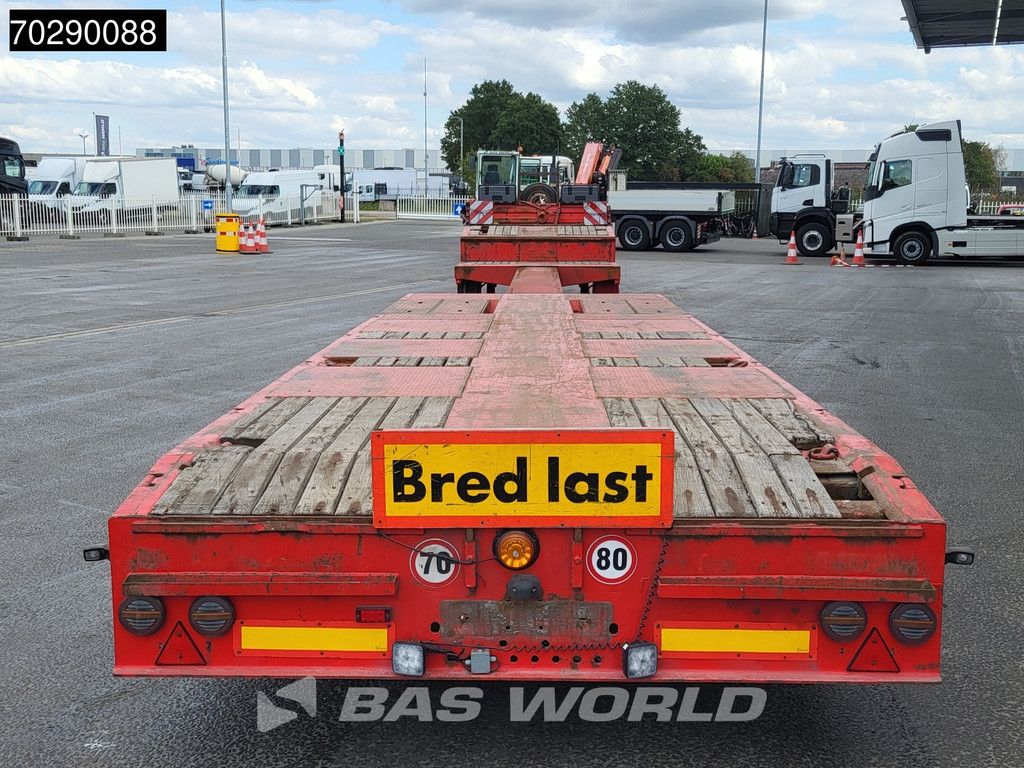 Kässbohrer LB3E Wheel Recess Lift+Steering Axle