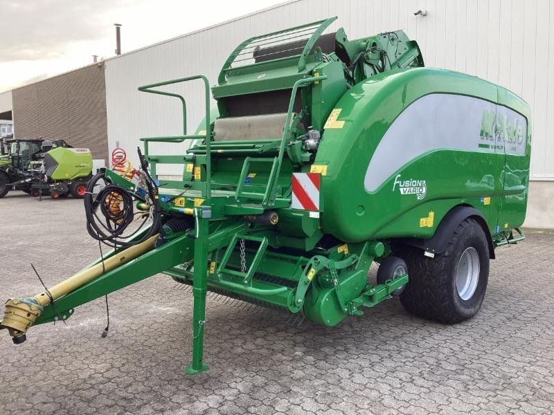 McHale Fusion Vario
