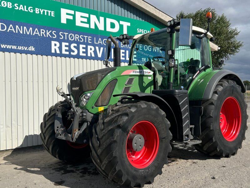 Fendt 724 Vario S4 Profi Plus