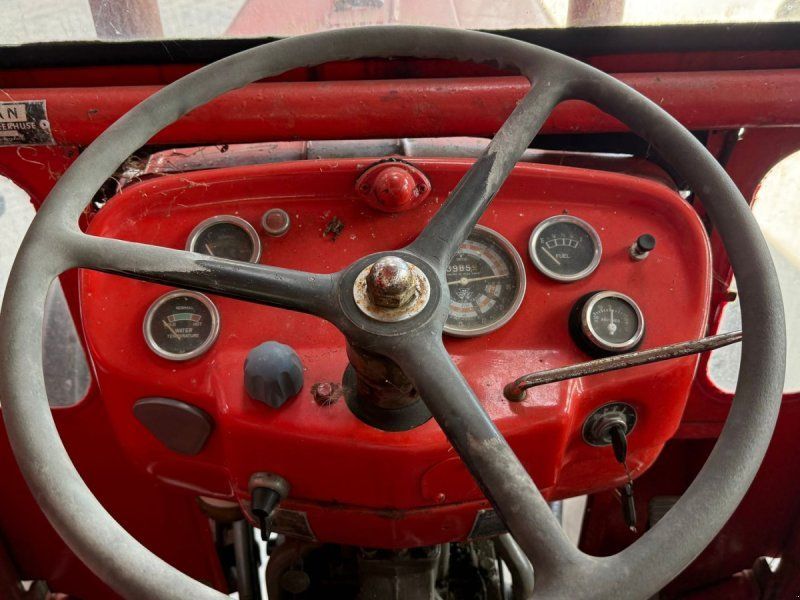 Massey Ferguson 135