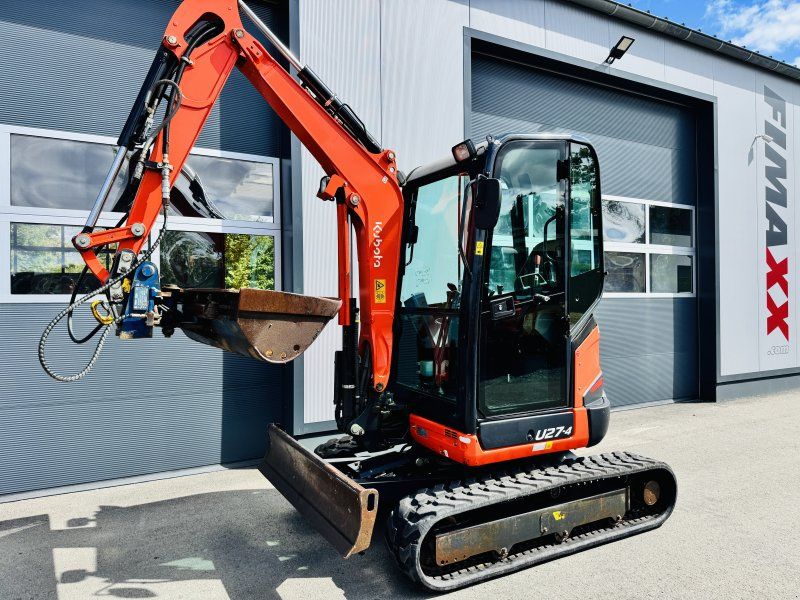 Kubota U27-4