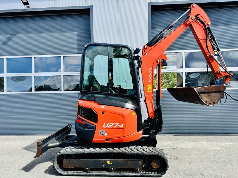 Kubota U27-4