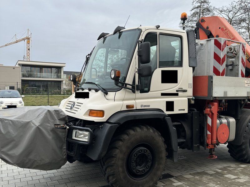 Mercedes-Benz U 500