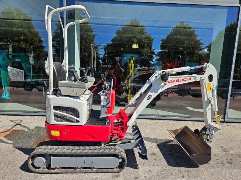 Takeuchi TB 210