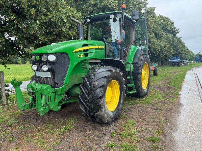 John Deere 7730