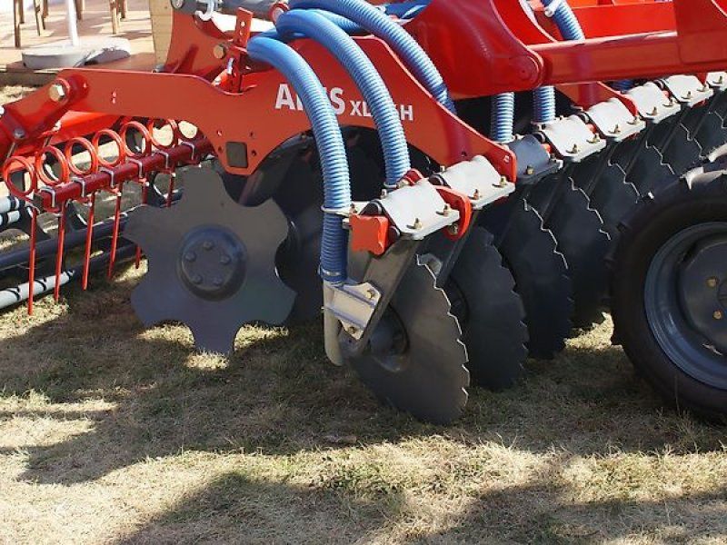 Unia Ares XLA H6 Güllescheibenegge 6m Vogelsang EasyCut 24 Verteiler