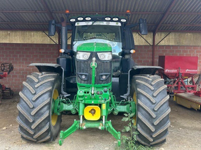 John Deere 6250R m/Frontlift og Front-PTO Premium Edition. Command arm, GPS