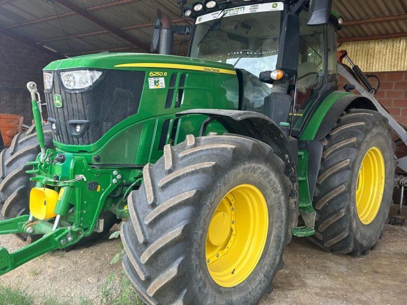 John Deere 6250R m/Frontlift og Front-PTO Premium Edition. Command arm, GPS