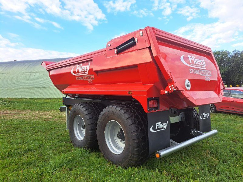 Fliegl Stone-Master 252 Profi