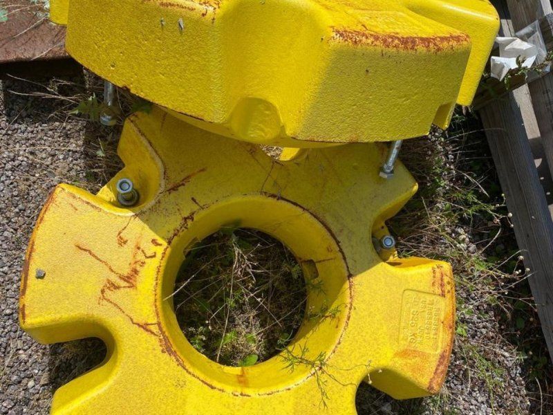 John Deere 625 kg