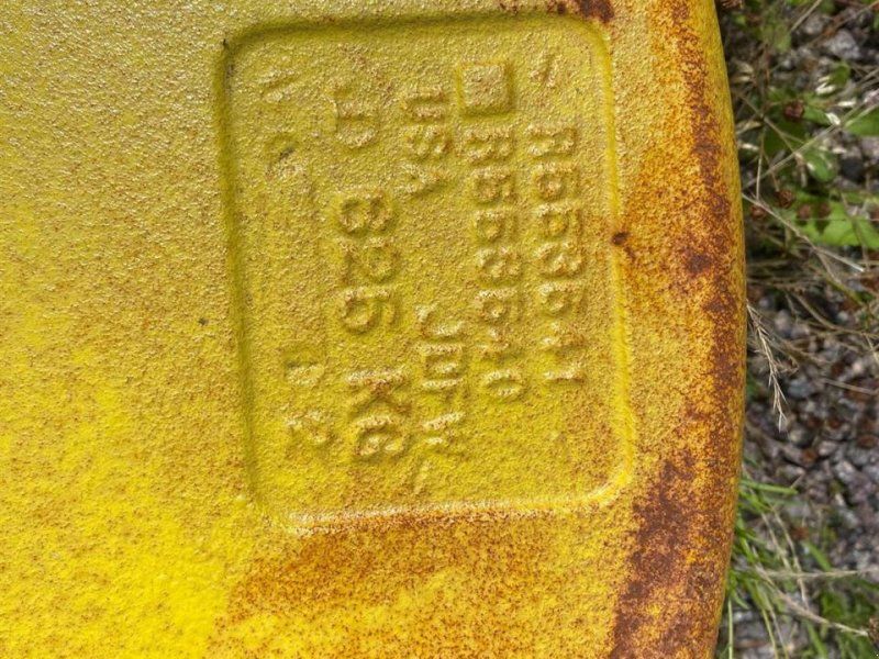 John Deere 625 kg