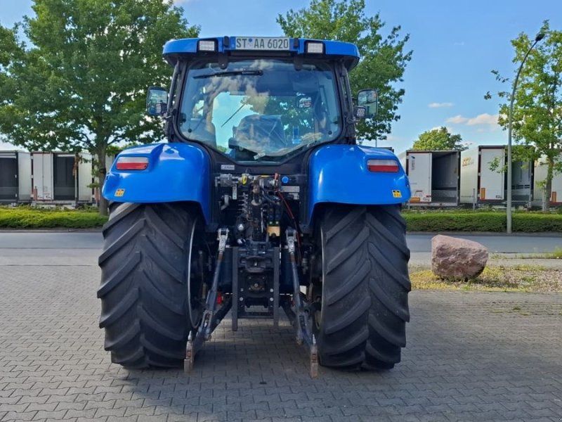 New Holland T6020 Elite