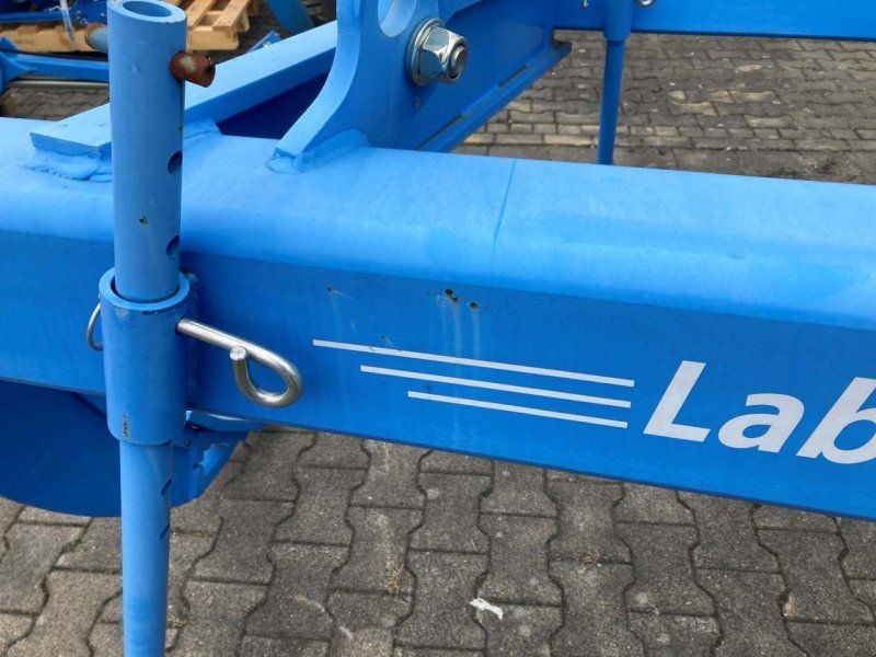 Lemken Labrador 160