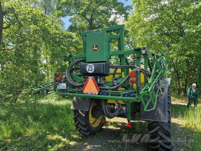 John Deere M740i