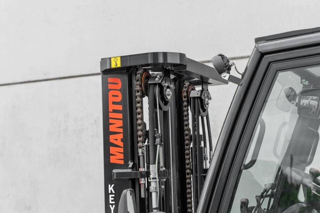 Manitou MC 30-4