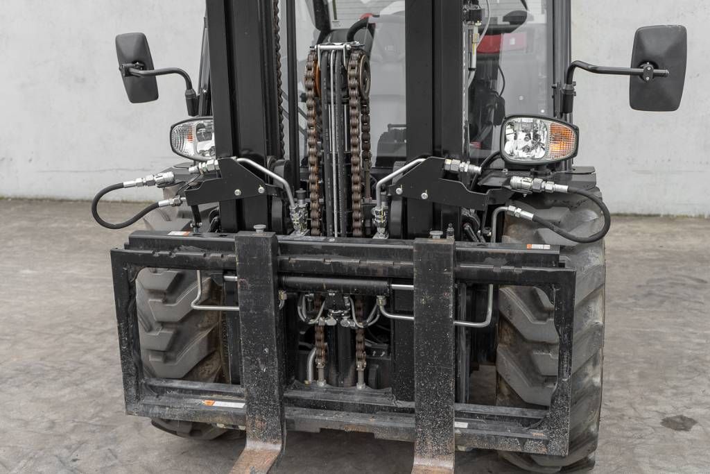 Manitou MC 30-4