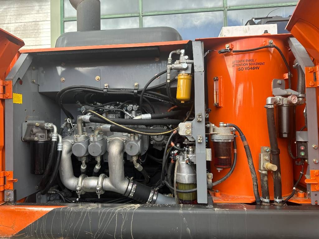 Hitachi ZH 210 LC-5B