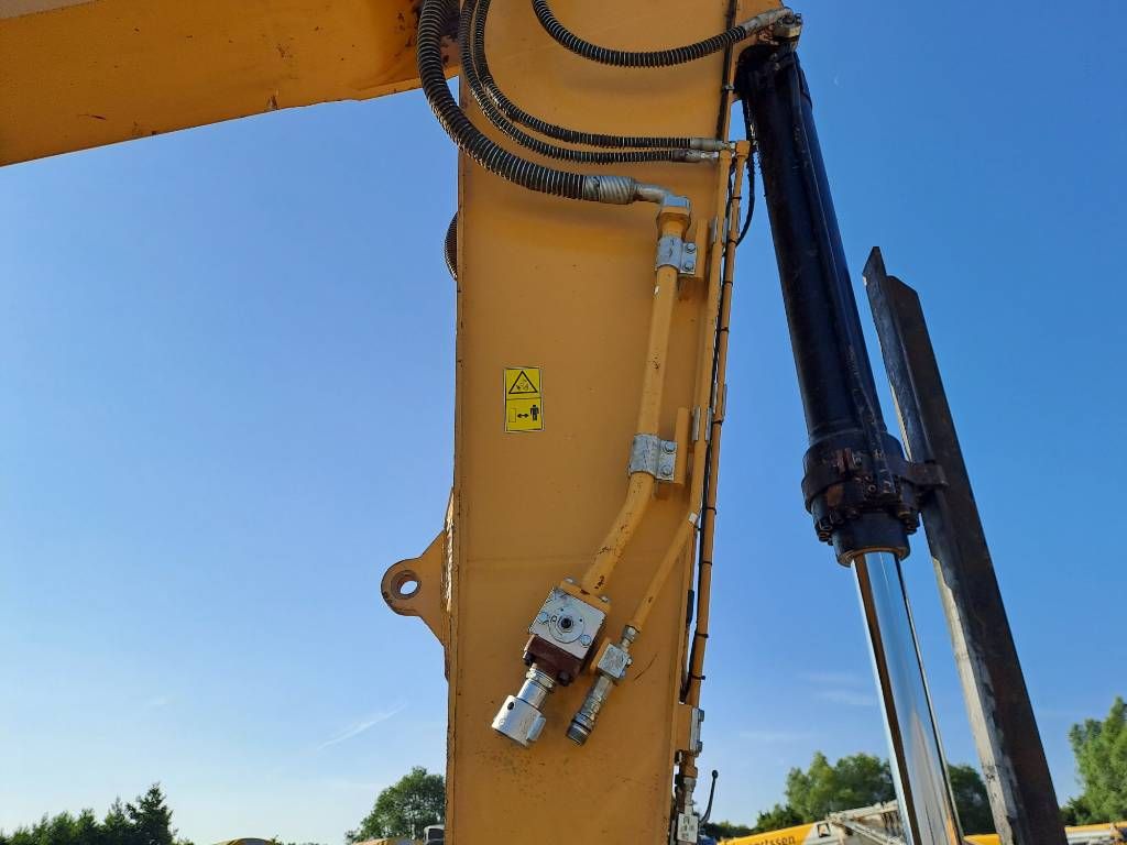 CAT 330 NG