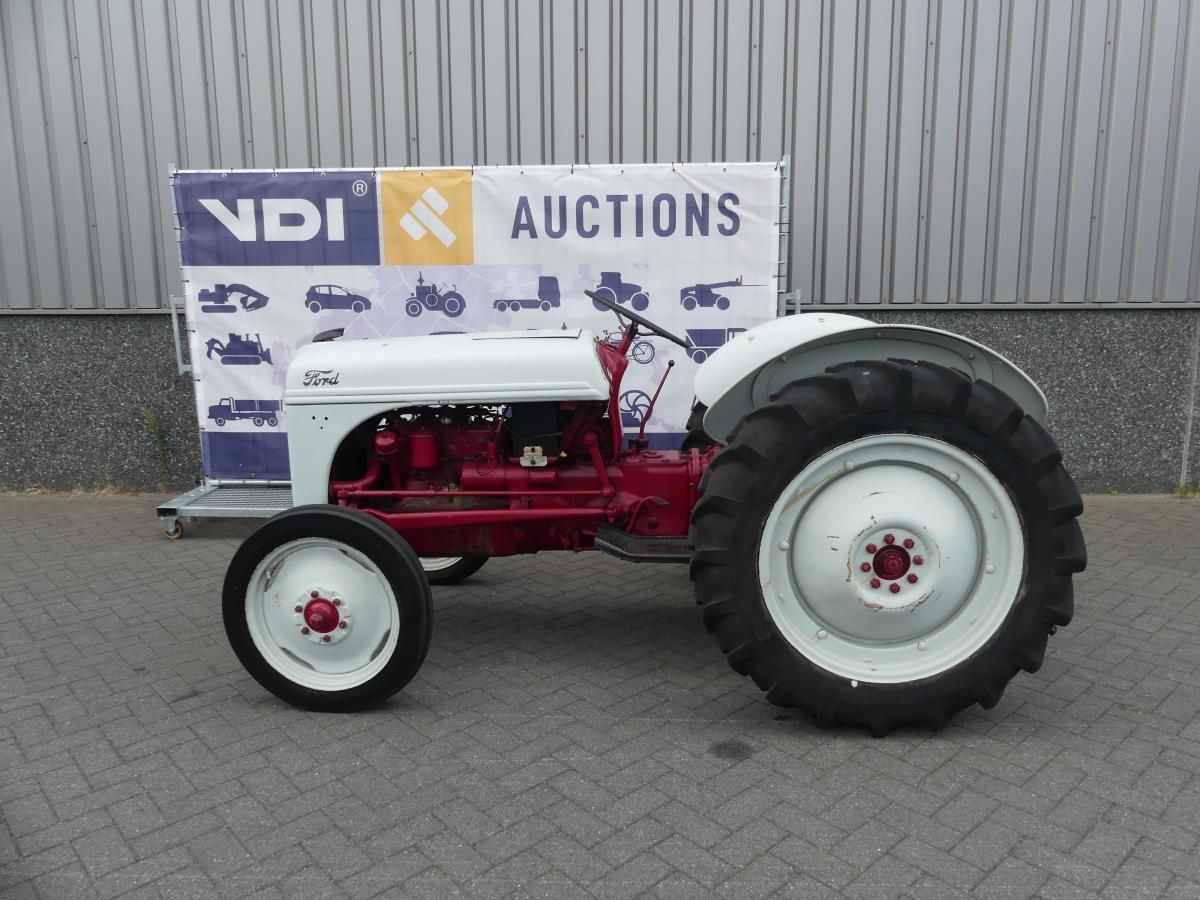 Ford 8N